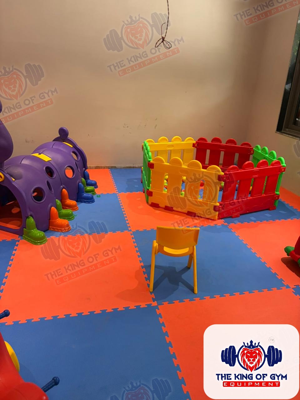 Toddler ball pool